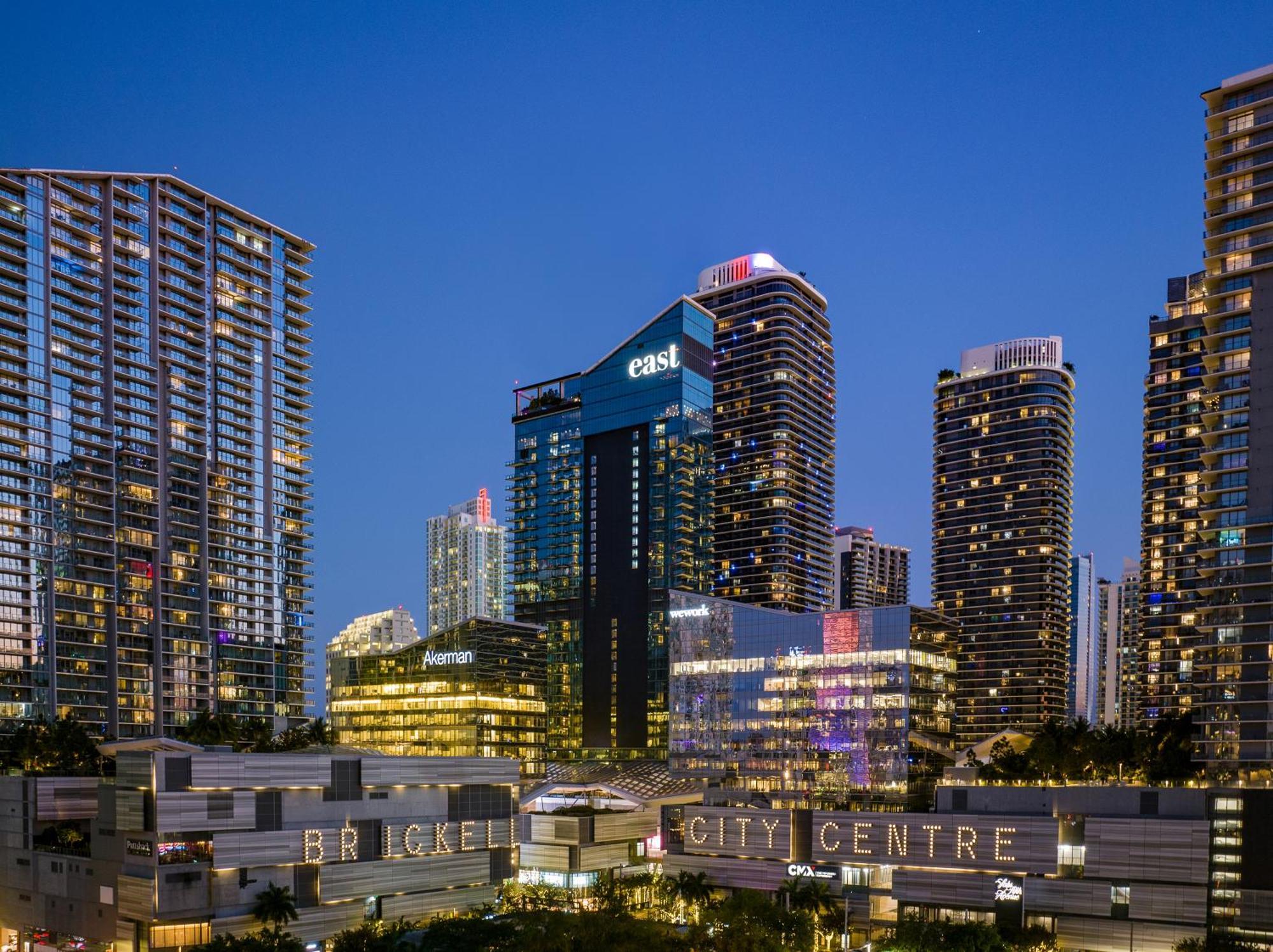 East Miami Hotel Exterior photo